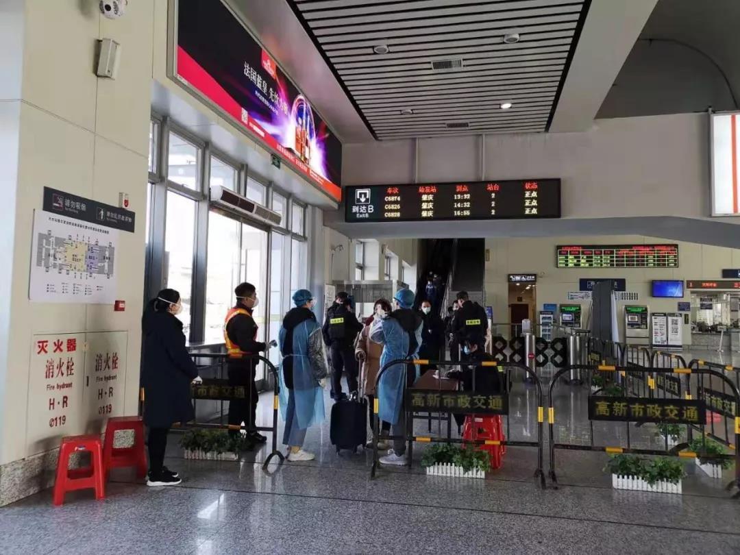 手執鸡毛，难变令箭，不是发梦即发颠打一准确生肖全面释义、统计解答解释落实